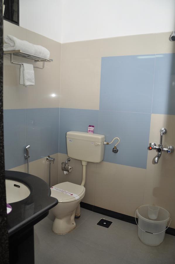Excellency Inn Nashik Ngoại thất bức ảnh